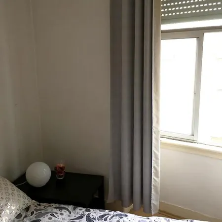 Apartamento 2 Bedrooms With Furnished Balcony And Wifi At *