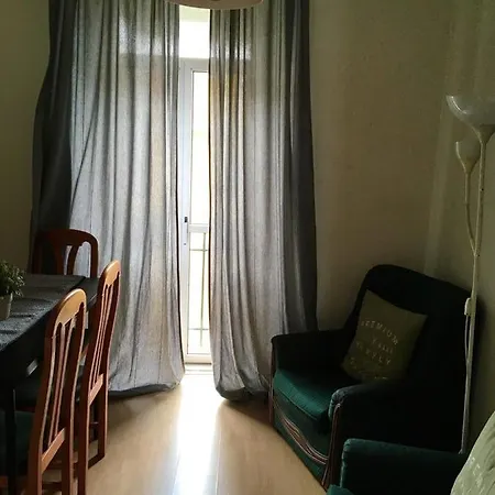 2 Bedrooms With Furnished Balcony And Wifi At Lisboa